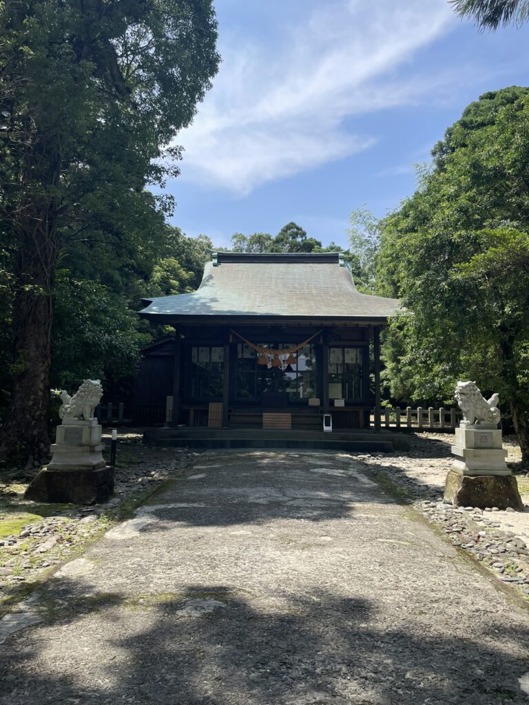 屋久島の益救神社の外観
